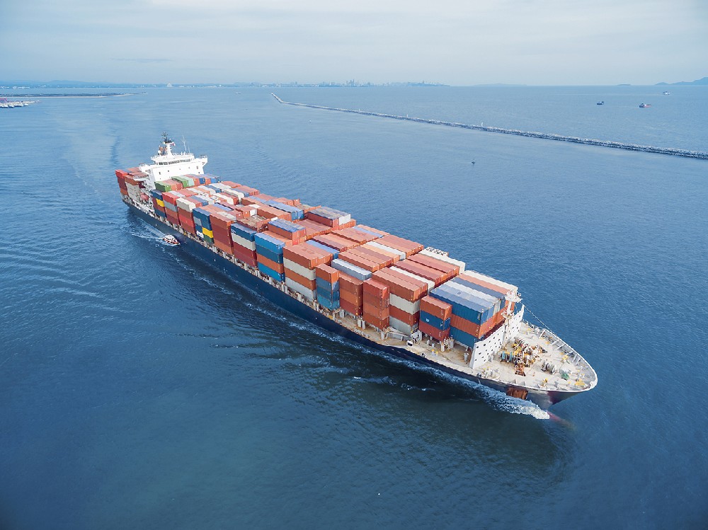 Strait of Hormuz Closed Again, Iran Says 